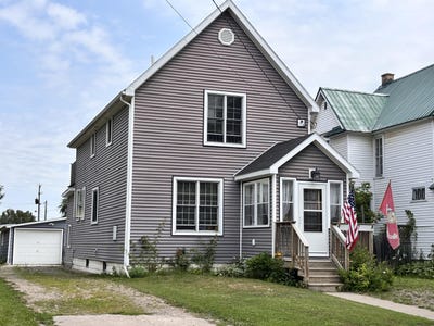 /international/us/527-maple-st-sault-ste-marie-mi-110119524654/