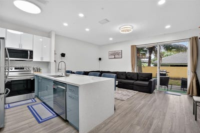/international/us/8904-sw-19th-st-miramar-fl-110108489025/