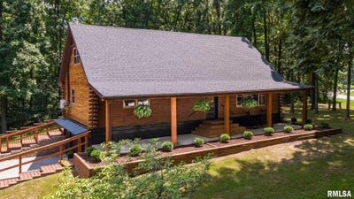 /international/us/14682-white-birch-court-benton-il-110100703464/