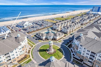 /international/us/11-cooper-avenue-long-branch-nj-110101025675/