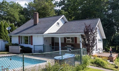/international/us/311-clifton-drive-erie-pa-110101135585/?lang=en