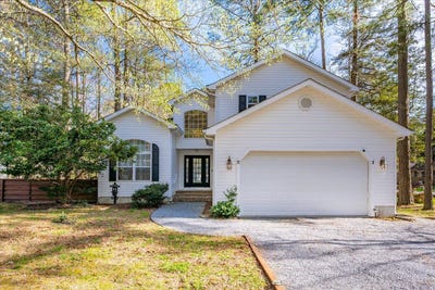/international/us/2-moonraker-rd-ocean-pines-md-110107403446/