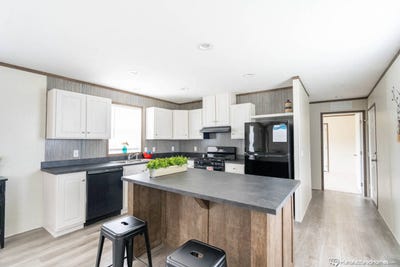 /international/us/1811-north-telegraph-road-monroe-mi-110101457616/