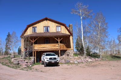 /international/us/87-moose-hollow-road-robertson-wy-110107747831/