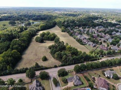 /international/us/1400-s-byhalia-road-collierville-tn-110120057381/