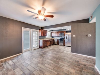/international/us/206-westview-terrace-arlington-tx-110105932062/