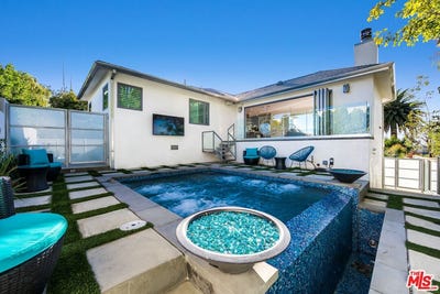 /international/us/3490-wonder-view-pl-los-angeles-ca-110106026678/