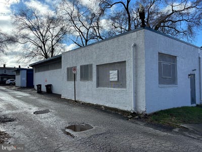 /international/us/2-noble-street-norristown-pa-110095610728/