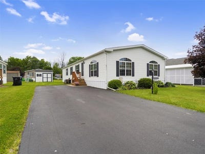 /international/us/6311-pebblebrook-lane-williamson-ny-110100247148/