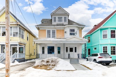 /international/us/609-mcclellan-street-schenectady-ny-110105863584/