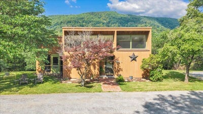 /international/us/180-daleview-dr-daleville-va-110108802299/