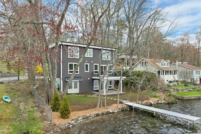 /international/us/20-first-street-windham-nh-110107722201/