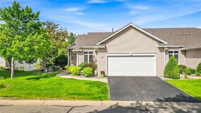 /international/us/2740-boulder-drive-burnsville-mn-110108874106/