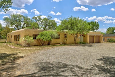 /international/us/315-theodora-street-taos-nm-110108267958/
