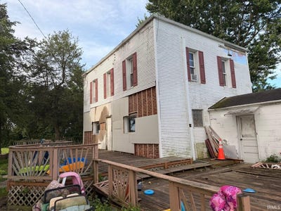 /international/us/1884-s-200-road-huntington-in-110108736344/