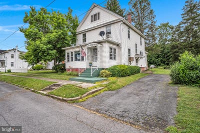 /international/us/431-n-5th-street-newport-pa-110109088553/?lang=it