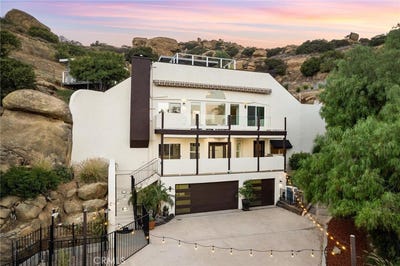 /international/us/22870-trigger-street-chatsworth-ca-110100396067/