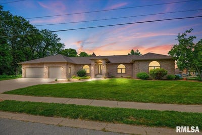 /international/us/3501-buckeye-drive-springfield-il-110108536246/