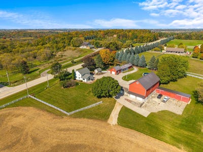 /international/us/2180-county-highway-k-hartford-wi-110107379190/