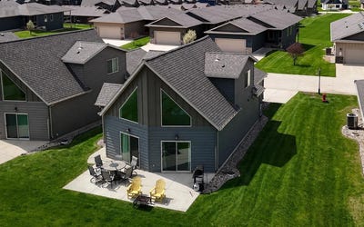 /international/us/290-240th-avenue-arnolds-park-ia-110107655384/