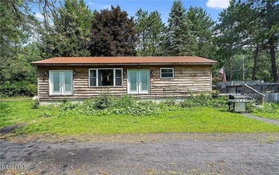 /international/us/423-county-route-51a-oswego-ny-110105802825/
