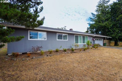 /international/us/3189-ash-st-north-bend-or-110101098138/