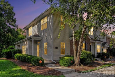 /international/us/11431-savannah-creek-drive-charlotte-nc-110107782515/