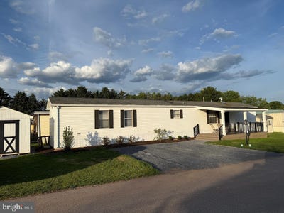/international/us/22-hinden-homes-tra-court-denver-pa-110108577396/