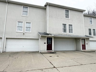 /international/us/38-cliffside-drive-morgantown-wv-110106549576/