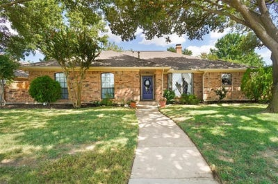 /international/us/1610-crooked-creek-drive-carrollton-tx-110101314528/?lang=en