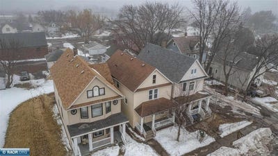 /international/us/2424-w-2nd-st-duluth-mn-110106473559/