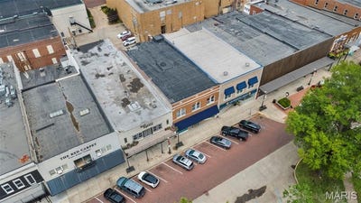 /international/us/112-front-street-sikeston-mo-110104587329/