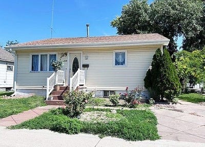 /international/us/112-w-pasewalk-ave-norfolk-ne-110098374256/