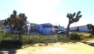 /international/us/27627-comstock-avenue-johannesburg-ca-110106338129/