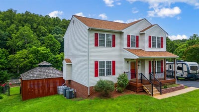 /international/us/1017-pokeys-creek-road-lynchburg-va-110101093644/