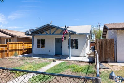 /international/us/522-w-hamilton-ave-el-centro-ca-110100256004/