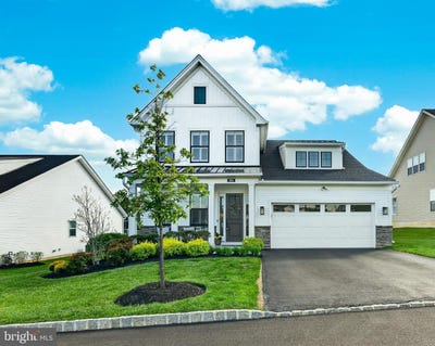 /international/us/204-equestrian-way-downingtown-pa-110108071278/