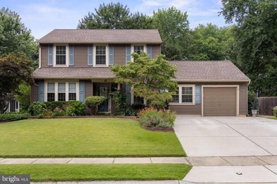 /international/us/15-lancaster-drive-westampton-nj-110101461212/