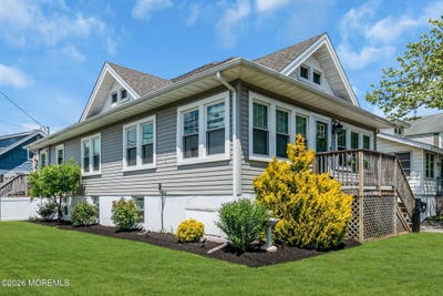 /international/us/319-arnold-avenue-point-pleasant-beach-nj-110104237944/