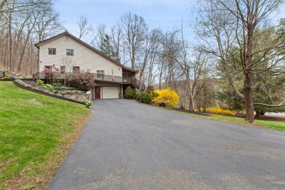 /international/us/12-muradon-road-mahopac-ny-110098980079/