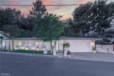 /international/us/4771-excelente-drive-woodland-hills-ca-110107895441/