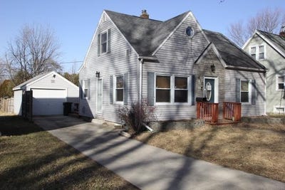 /international/us/610-reber-avenue-waterloo-ia-110105926684/