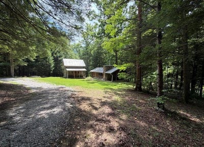 /international/us/525-rock-elm-ln-vanceburg-ky-110110082756/