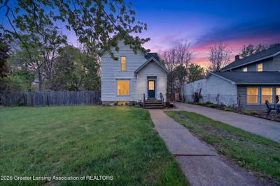 /international/us/716-w-jefferson-street-grand-ledge-mi-110107931348/
