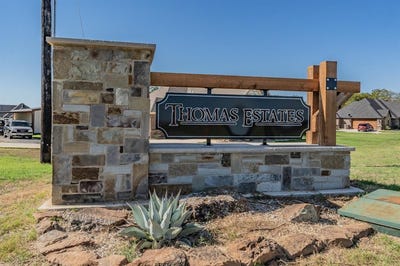 /international/us/1008-ronnie-court-springtown-tx-110088422657/
