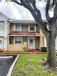 /international/us/7124-woodmont-ave-tamarac-fl-110102822655/