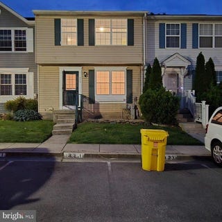 /international/us/323-lindera-court-glen-burnie-md-110108189535/
