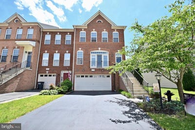 /international/us/42011-bushclover-terrace-aldie-va-110100588541/