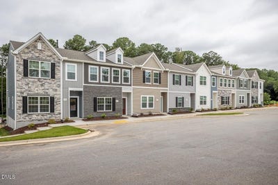 /international/us/60-seville-way-clayton-nc-110105958074/