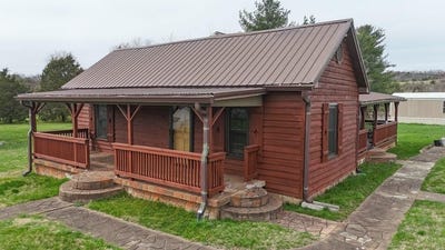 /international/us/111-ivy-lane-louisa-ky-110106362656/